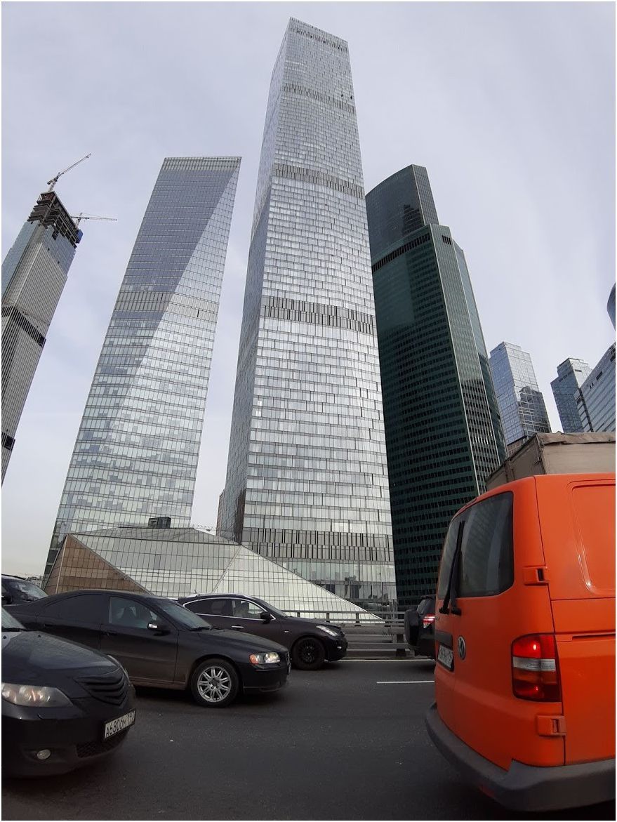 Обзор Samsung Galaxy A7 2018: не "золотая" середина с необычной камерой