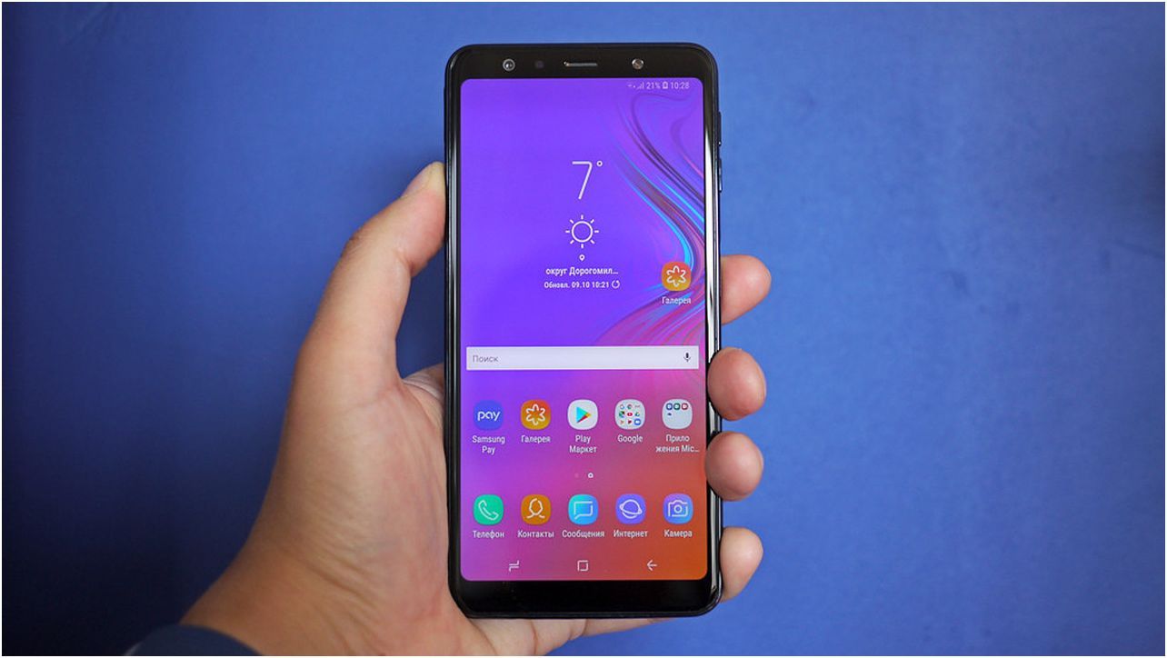 Обзор Samsung Galaxy A7 2018: не "золотая" середина с необычной камерой