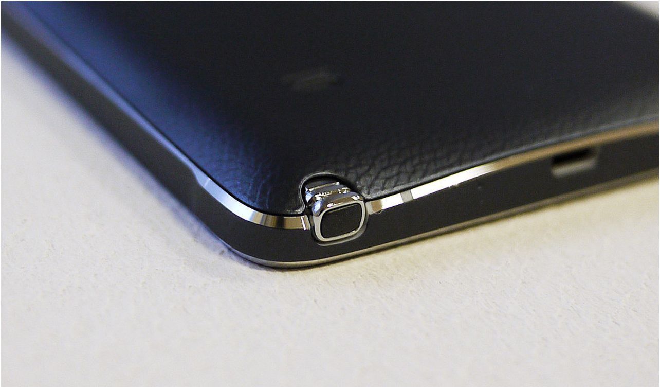 Обзор Samsung Galaxy Note 4: "лопата" для работы и творчества (обзор, samsung, galaxy, note, лопата) Обзор Samsung Galaxy Note 4: "лопата" для работы и творчества