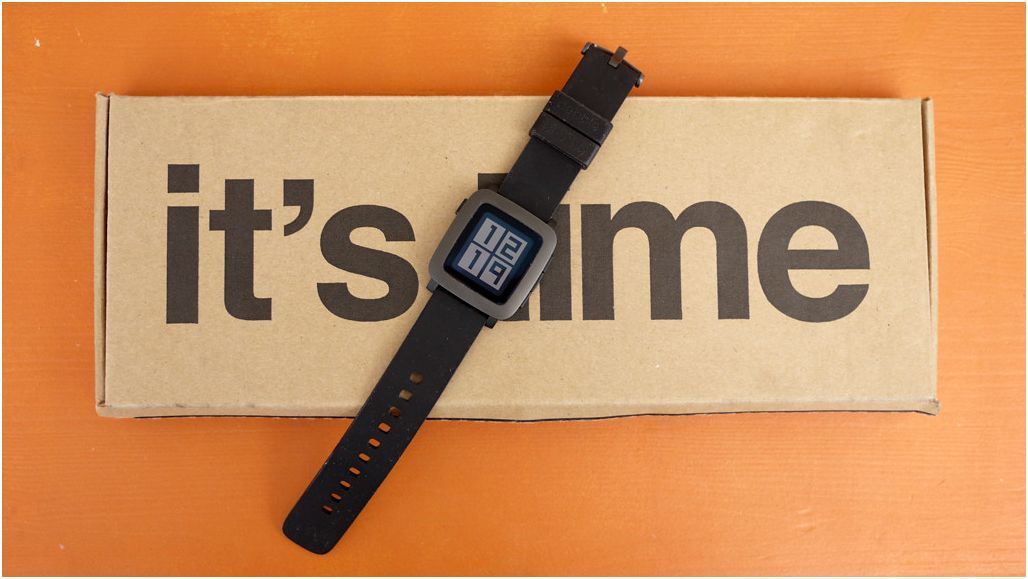 Обзор смарт-часов Pebble Time: время жать на кнопки