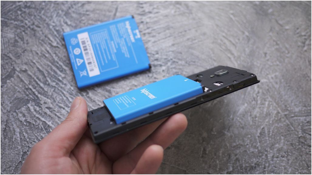 Обзор смартфона Highscreen Boost 3: долгоиграющий музыкант