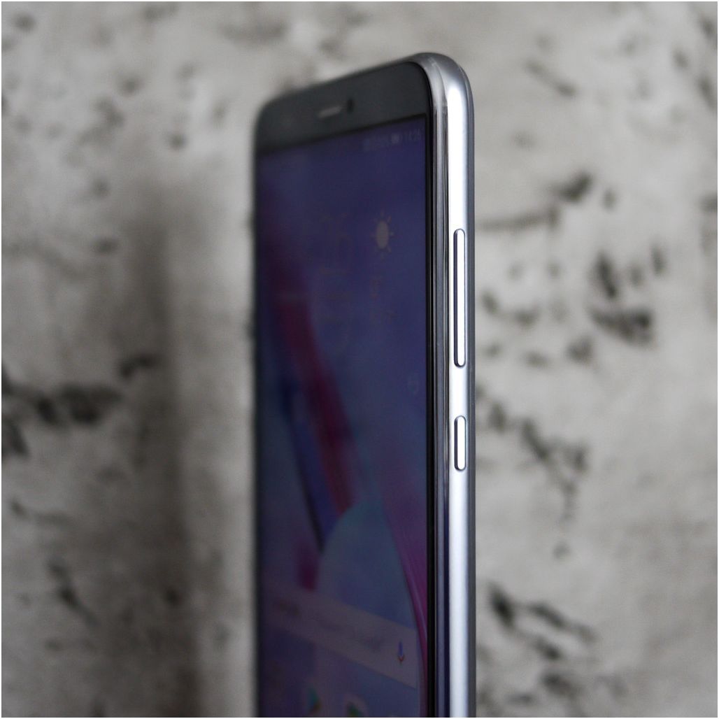 Обзор смартфона Honor 9 Lite: середнячок без лишнего "сахара"