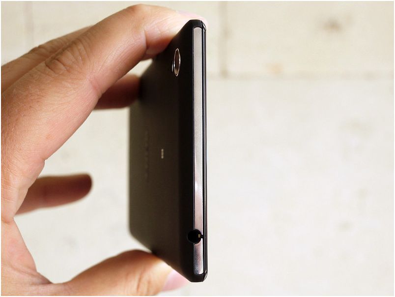 Обзор смартфона Sony Xperia T3: за ним не заржавеет