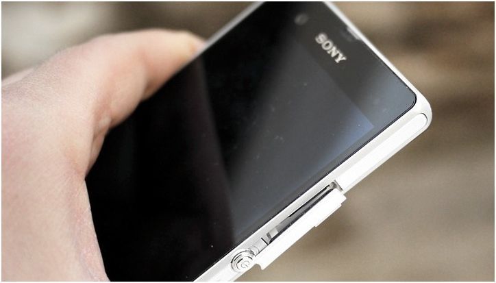 Возвращение "вау". Обзор смартфона Sony Xperia Z