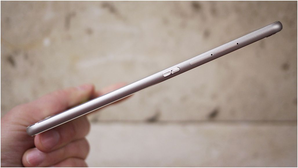 Обзор смартфона Asus ZenFone 3 Ultra: великан для игр и видео