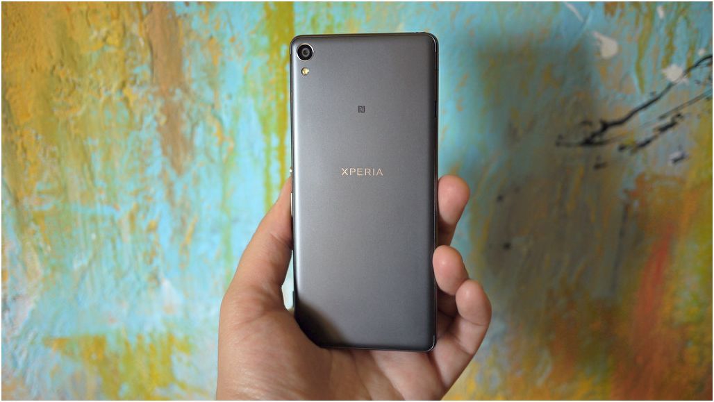 Обзор Sony Xperia XA: в узких рамках возможного