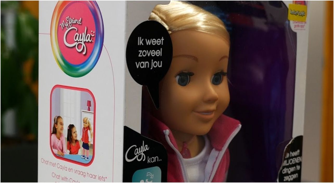 Гаджеты за неделю: от "бумажного" планшета до кукол-шпионов