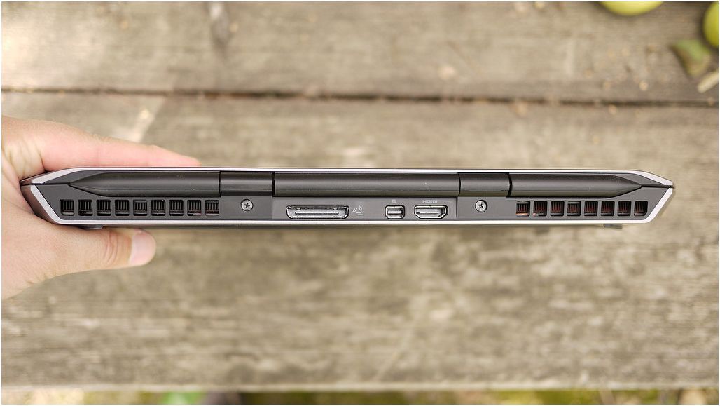 Обзор ноутбука Alienware 13: поиграем, но немного (обзор, ноутбука, alienware, поиграть, Alienware есть) Обзор ноутбука Alienware 13: поиграем, но немного