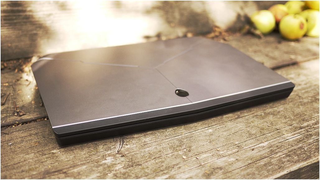 Обзор ноутбука Alienware 13: поиграем, но немного (обзор, ноутбука, alienware, поиграть, Alienware есть) Обзор ноутбука Alienware 13: поиграем, но немного