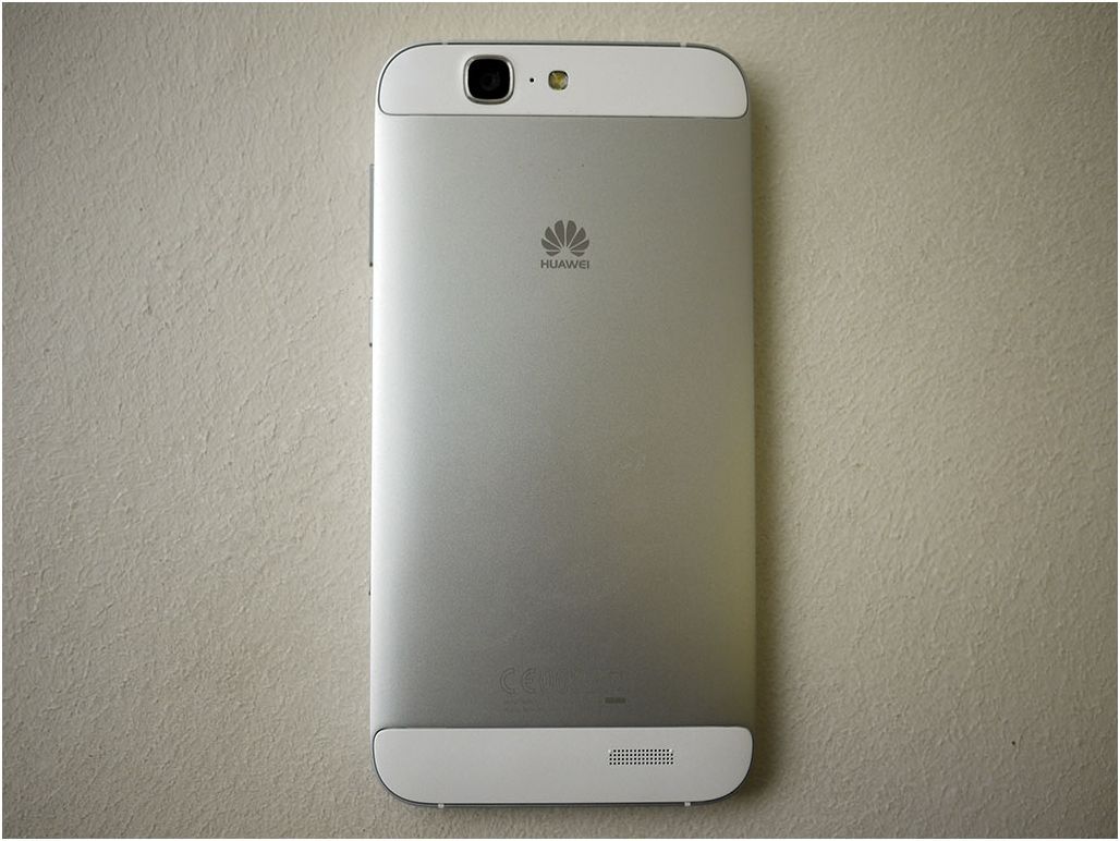 Обзор смартфона Huawei Ascend G7: "середнячок" с экстерьером