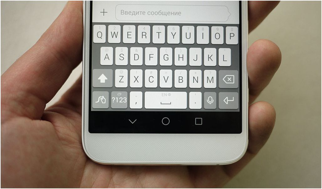 Обзор смартфона Huawei Ascend G7: "середнячок" с экстерьером