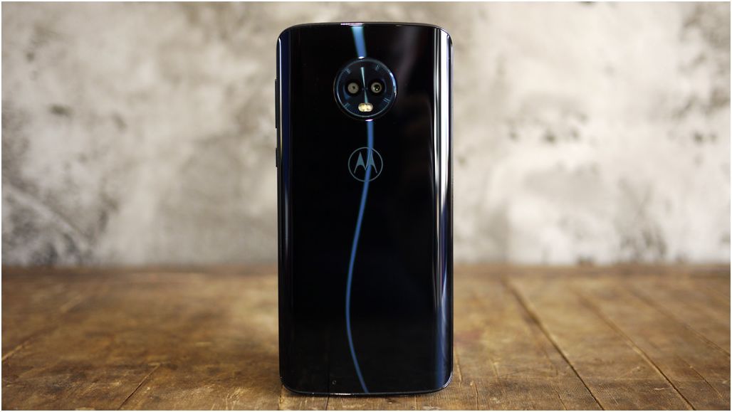 Обзор смартфона Motorola Moto G6: недорого и красиво