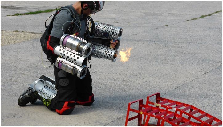 Гаджеты за неделю: от Samsung Galaxy S8 до реактивного костюма (гаджеты, неделя, samsung, galaxy, реактивный) Гаджеты за неделю: от Samsung Galaxy S8 до реактивного костюма