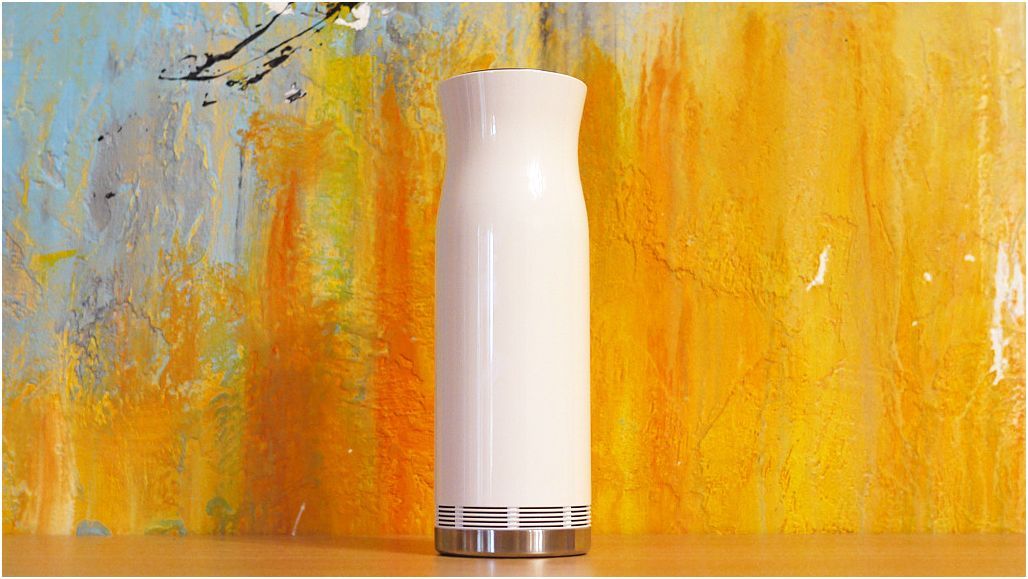 Гаджеты за неделю: от стеклянного "айфона" до розового Galaxy S7