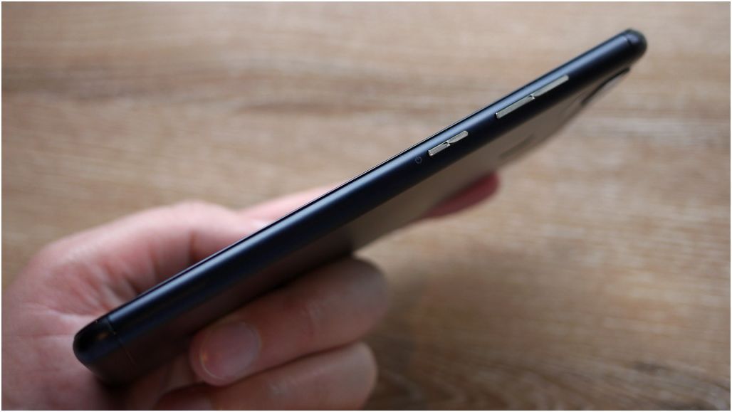 Обзор смартфона Asus ZenFone 3 Zoom: двухкамерный "долгожитель"