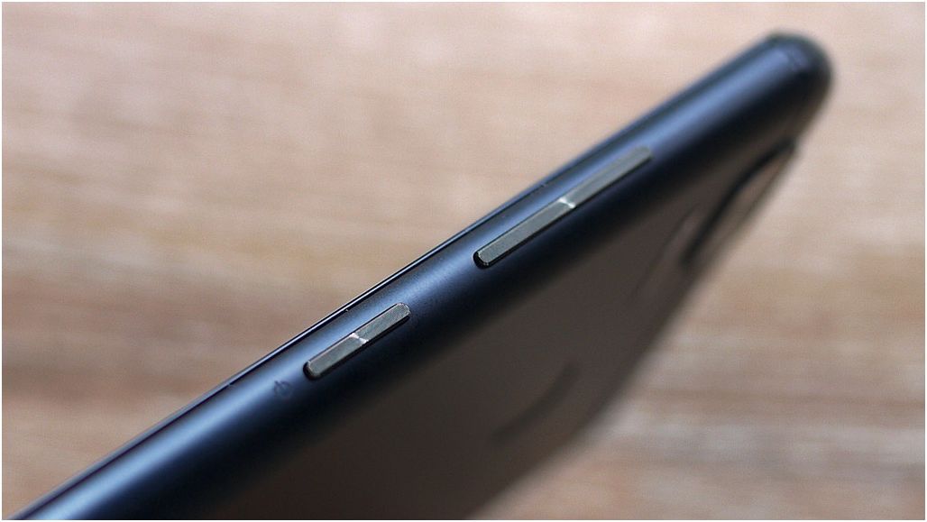 Обзор смартфона Asus ZenFone 3 Zoom: двухкамерный "долгожитель"