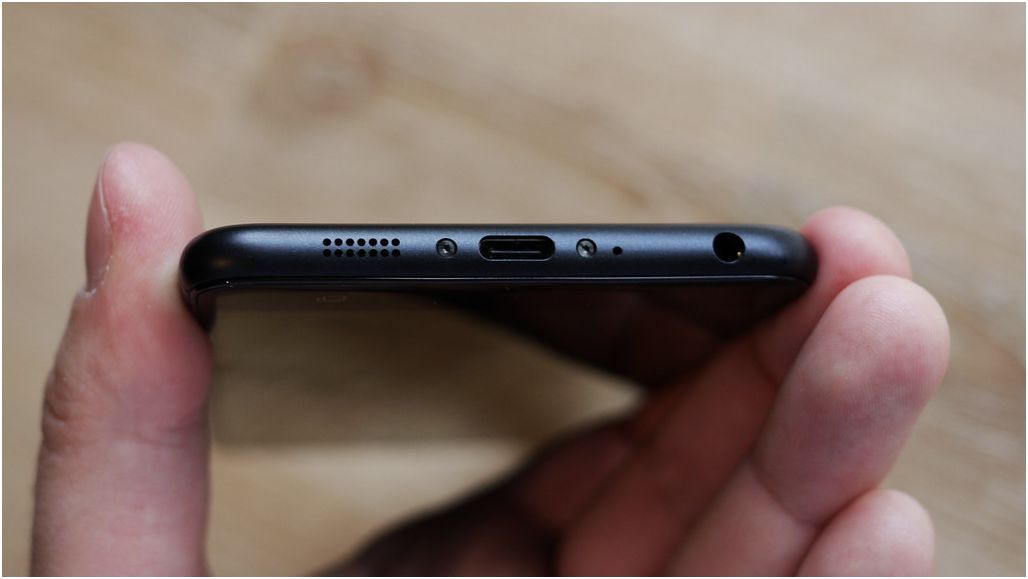 Обзор смартфона Asus ZenFone 3 Zoom: двухкамерный "долгожитель"