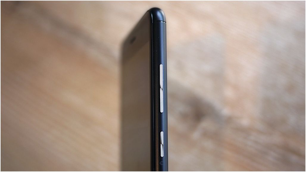 Обзор смартфона Asus ZenFone 3 Zoom: двухкамерный "долгожитель"