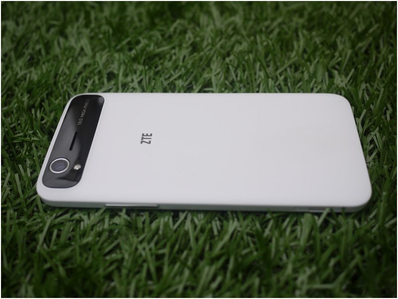 Кандидат в элиту. Обзор Android-смартфона ZTE Grand S (кандидат, элита, обзор, android-смартфона, grand) Кандидат в элиту. Обзор Android-смартфона ZTE Grand S