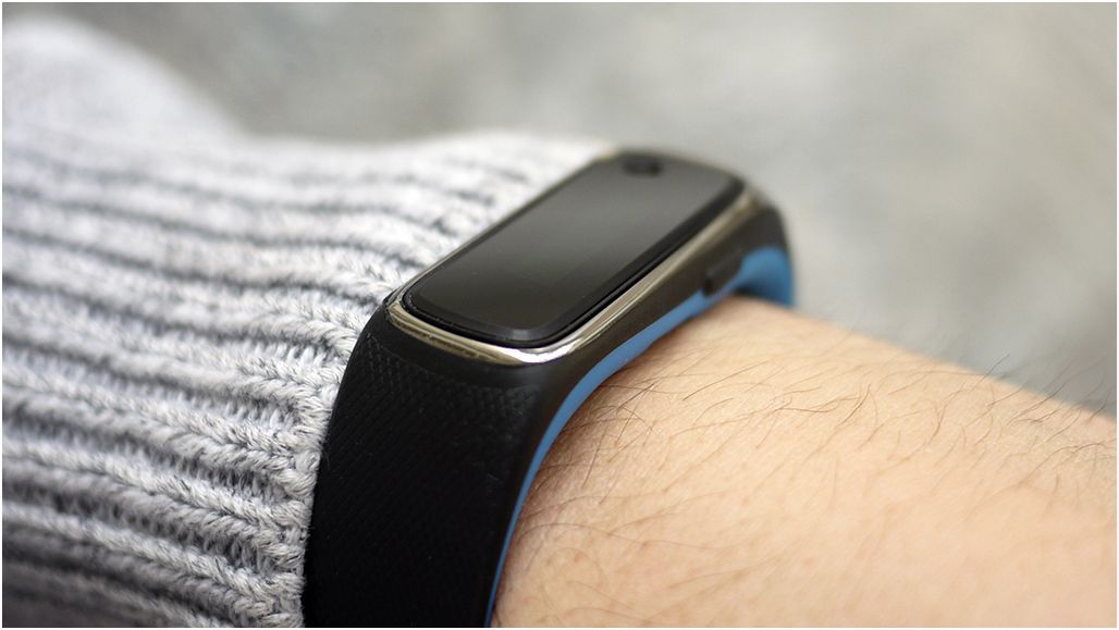 Обзор фитнес-браслета Croise.E Urban Band: вариант для урбаниста