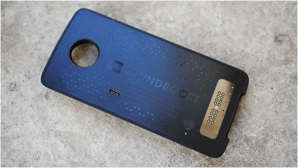 Обзор модульного смартфона Lenovo Moto Z2 Play: средний класс с приставками