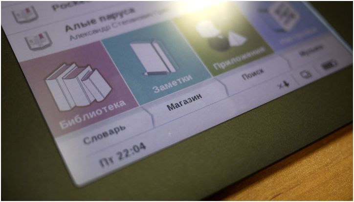 Да будет цвет! Обзор букридера PocketBook Color Lux на цветных "электронных чернилах"