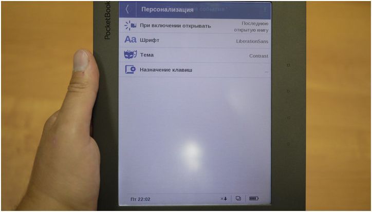 Да будет цвет! Обзор букридера PocketBook Color Lux на цветных "электронных чернилах"