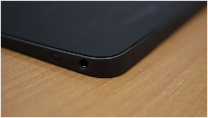 Да будет цвет! Обзор букридера PocketBook Color Lux на цветных "электронных чернилах"