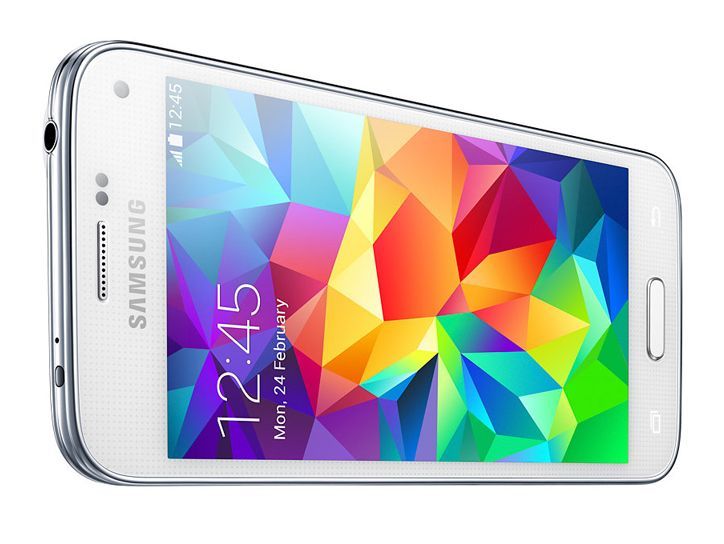 Гид покупателя: лучшие компактные смартфоны 2014 года