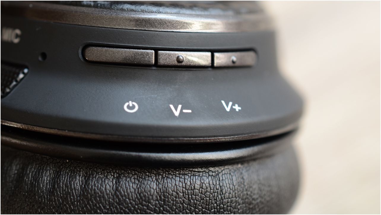 Обзор беспроводных наушников Ausdom M05: слушай почти CD