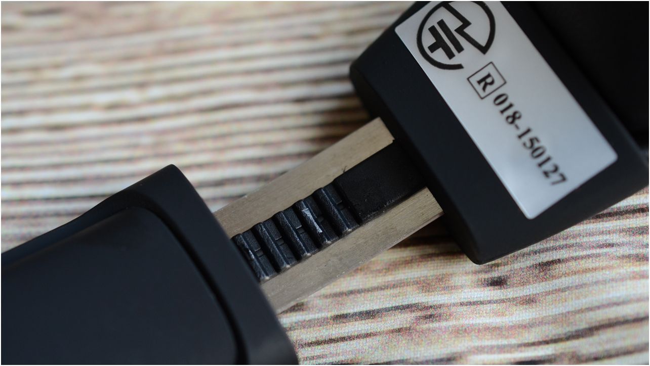 Обзор беспроводных наушников Ausdom M05: слушай почти CD