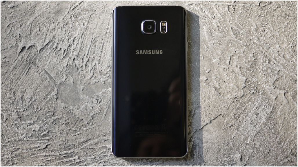 Обзор смартфона Samsung Galaxy Note 5: другой изгиб