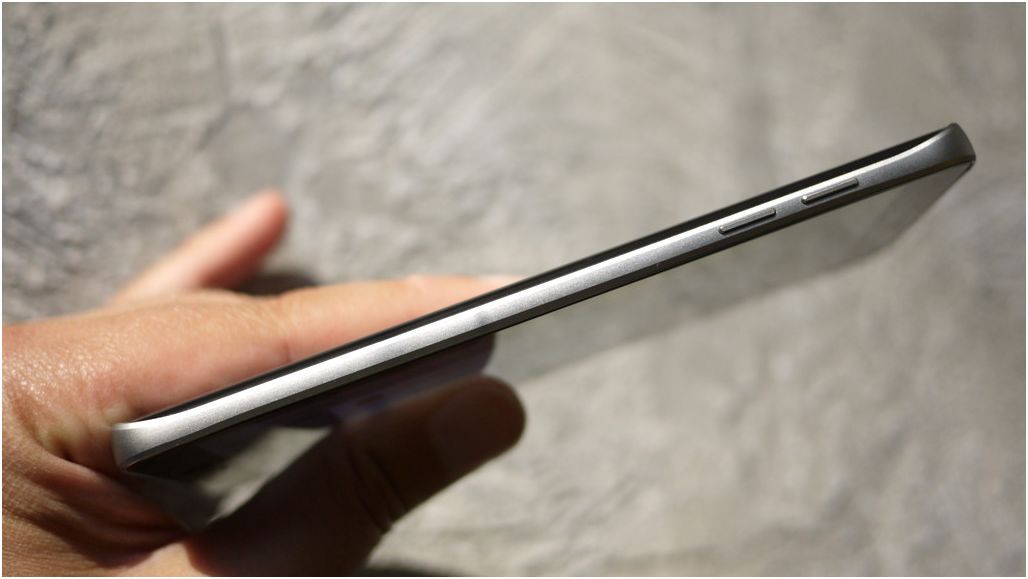 Обзор смартфона Samsung Galaxy Note 5: другой изгиб