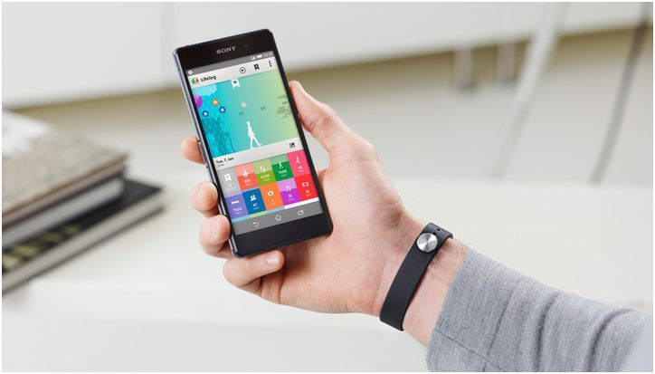 Обзор Sony SmartBand SWR10: фитнес-браслет по-японски (обзор, sony, smartband, swr10, фитнес-браслет, SmartBand SWR10) Обзор Sony SmartBand SWR10: фитнес-браслет по-японски