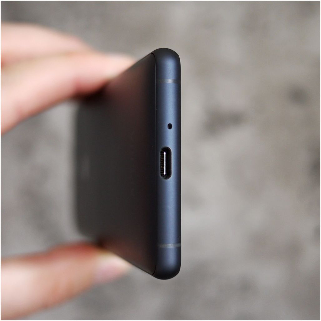 Обзор Sony Xperia XZ2 Compact: миниатюризация без компромиссов (обзор, sony, xperia, compact, миниатюризация) Обзор Sony Xperia XZ2 Compact: миниатюризация без компромиссов