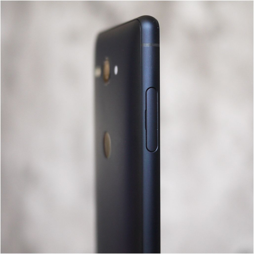 Обзор Sony Xperia XZ2 Compact: миниатюризация без компромиссов (обзор, sony, xperia, compact, миниатюризация) Обзор Sony Xperia XZ2 Compact: миниатюризация без компромиссов