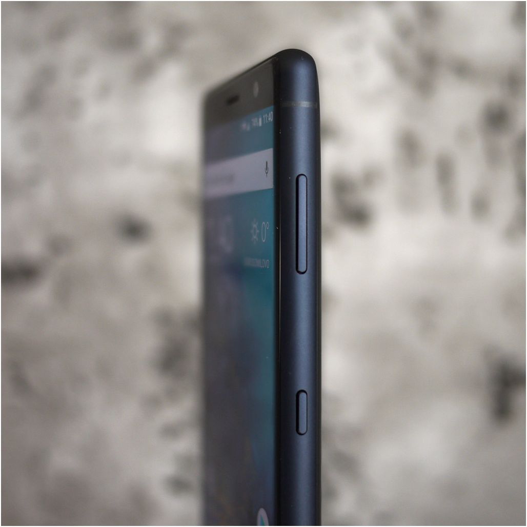 Обзор Sony Xperia XZ2 Compact: миниатюризация без компромиссов (обзор, sony, xperia, compact, миниатюризация) Обзор Sony Xperia XZ2 Compact: миниатюризация без компромиссов