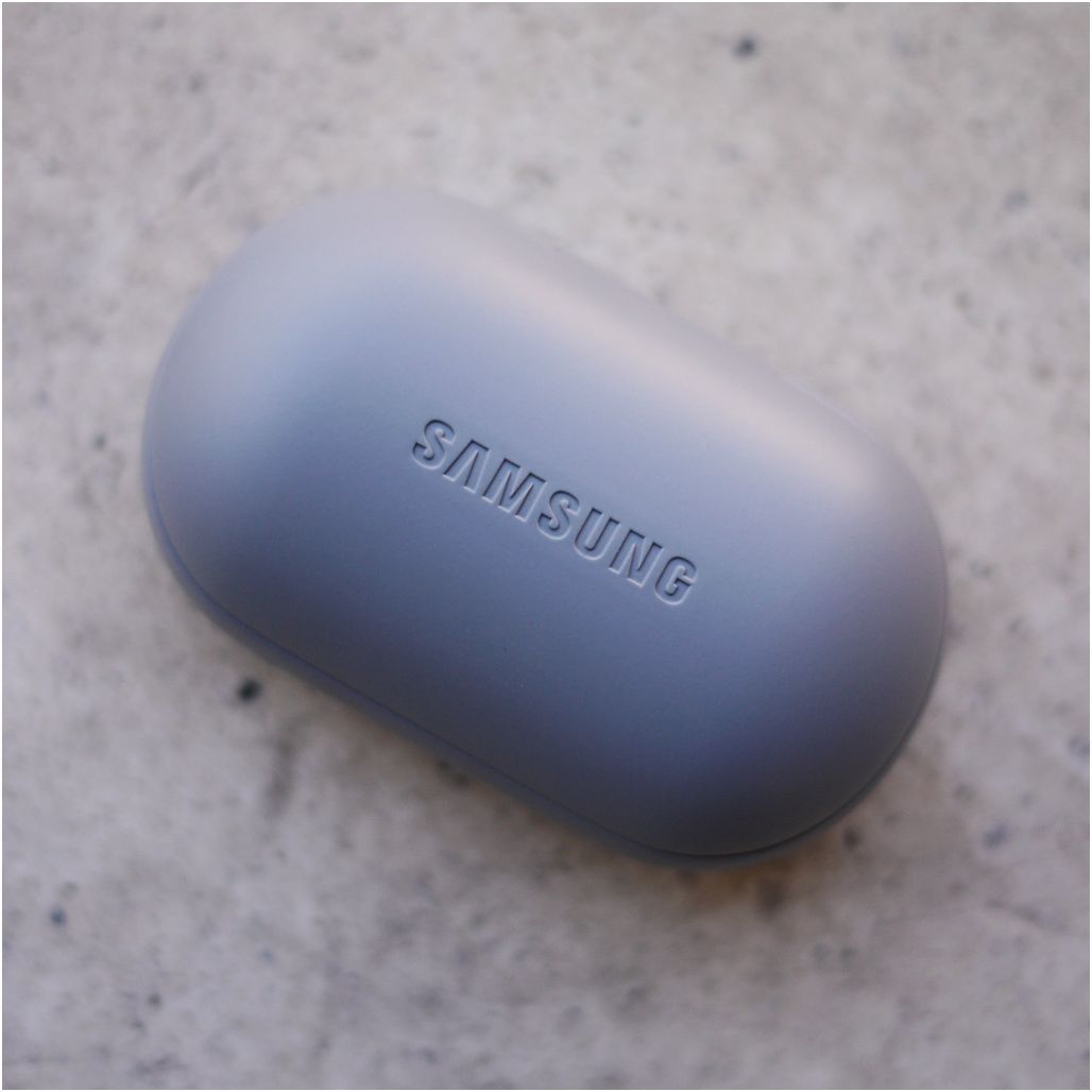 Обзор беспроводных наушников Samsung Gear IconX (2018)