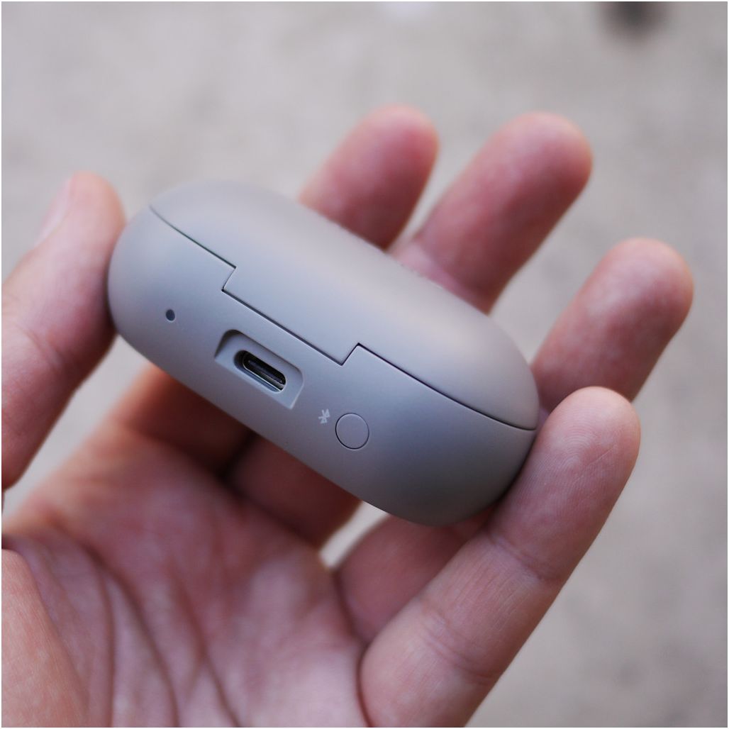 Обзор беспроводных наушников Samsung Gear IconX (2018)