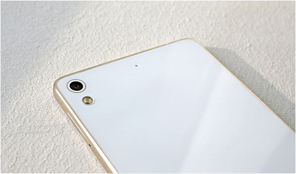 Обзор Fly Tornado Slim: самый тонкий смартфон в мире добрался до России