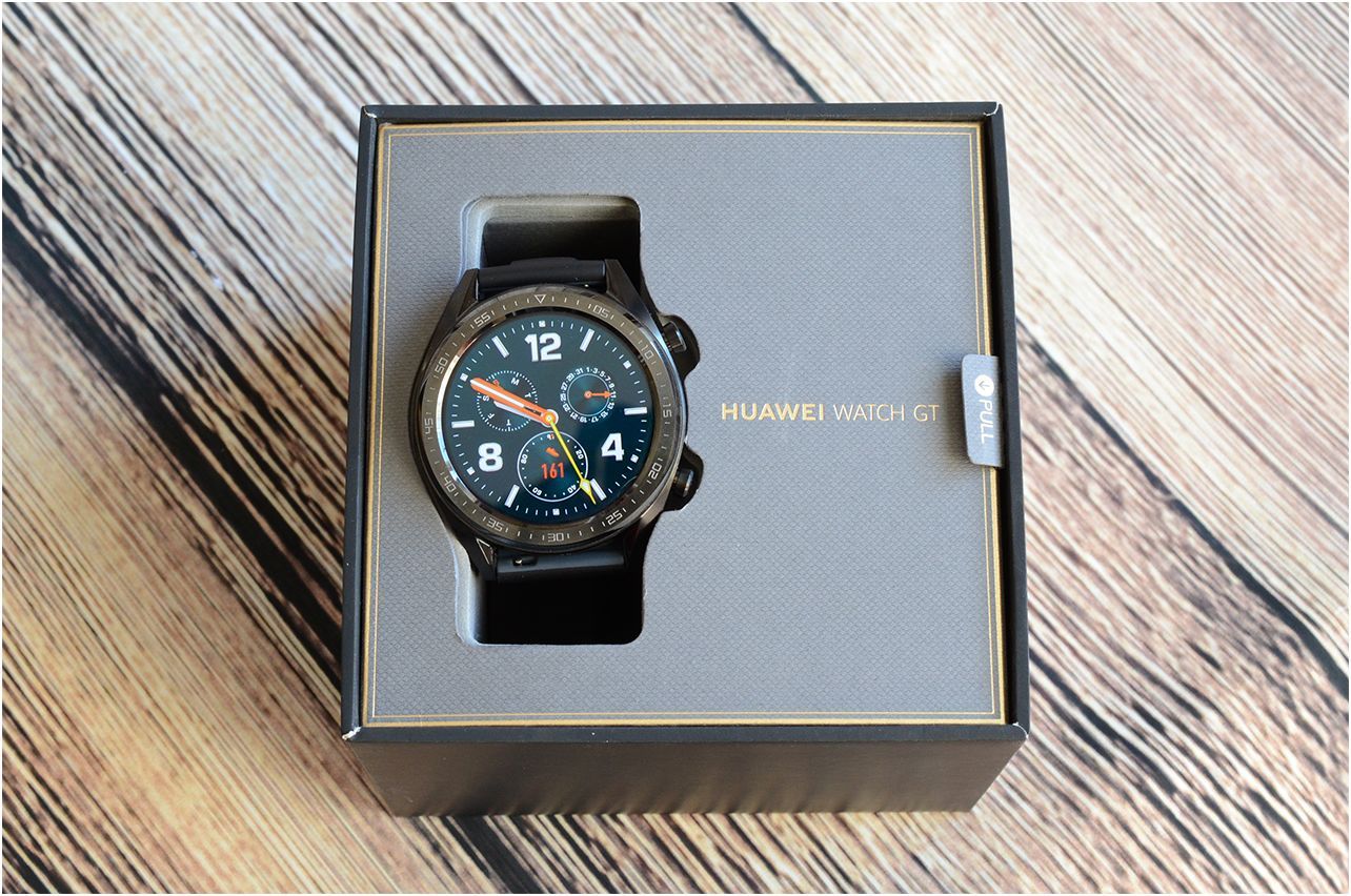 Обзор смарт-часов Huawei Watch GT: спортивный долгожитель