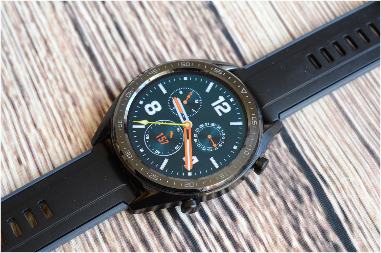 Обзор смарт-часов Huawei Watch GT: спортивный долгожитель