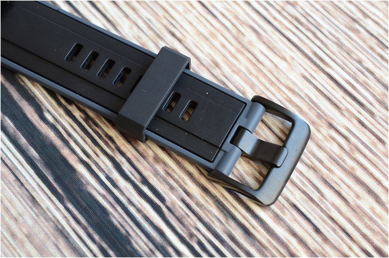 Обзор смарт-часов Huawei Watch GT: спортивный долгожитель