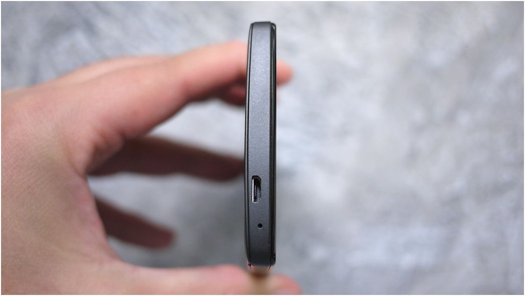 Обзор смартфона Fly Cirrus 1: народный "нексус"