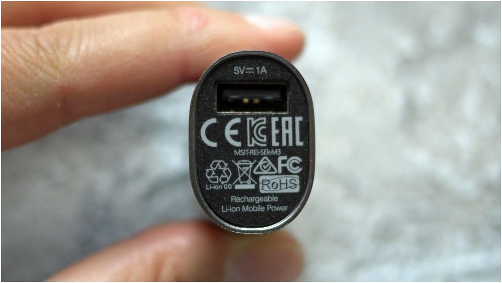 Обзор внешнего аккумулятора APC M3 от Schneider Electric (обзор, внешний, аккумулятор, schneider) Обзор внешнего аккумулятора APC M3 от Schneider Electric