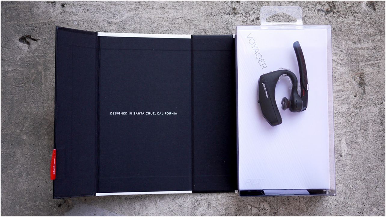 Обзор Bluetooth-гарнитуры Plantronics Voyager 5200: с уличным приоритетом (обзор, bluetooth-гарнитуры, plantronics, voyager) Обзор Bluetooth-гарнитуры Plantronics Voyager 5200: с уличным приоритетом