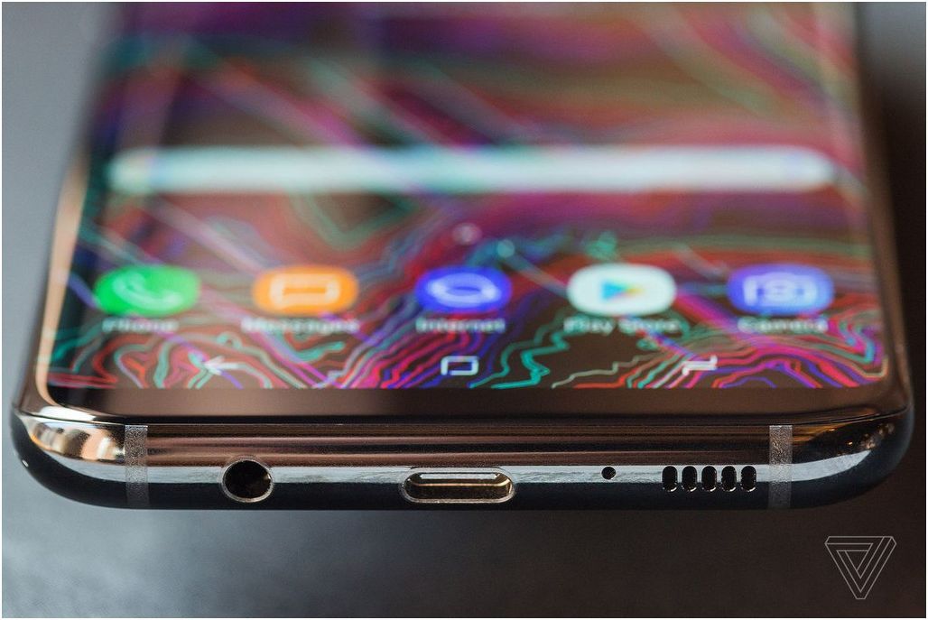 Обзор обзоров Samsung Galaxy S8: красота и несколько "но"