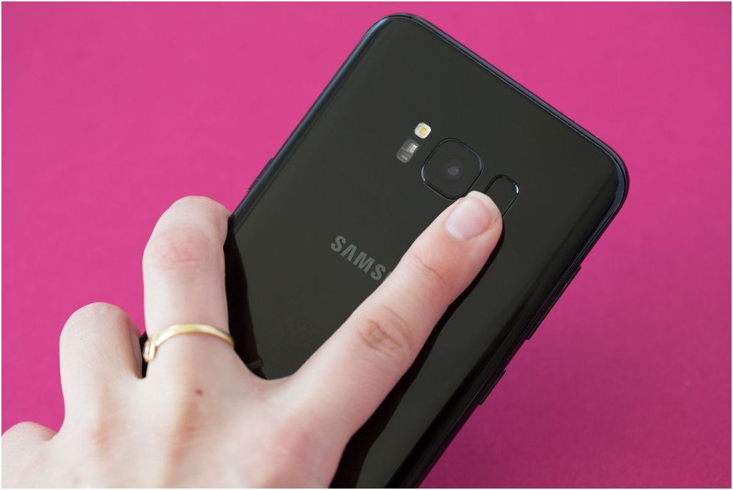 Обзор обзоров Samsung Galaxy S8: красота и несколько "но"