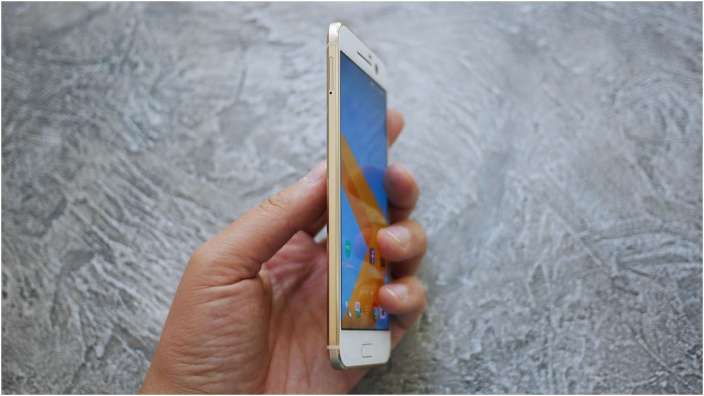 Обзор смартфона HTC 10: прототип эталона