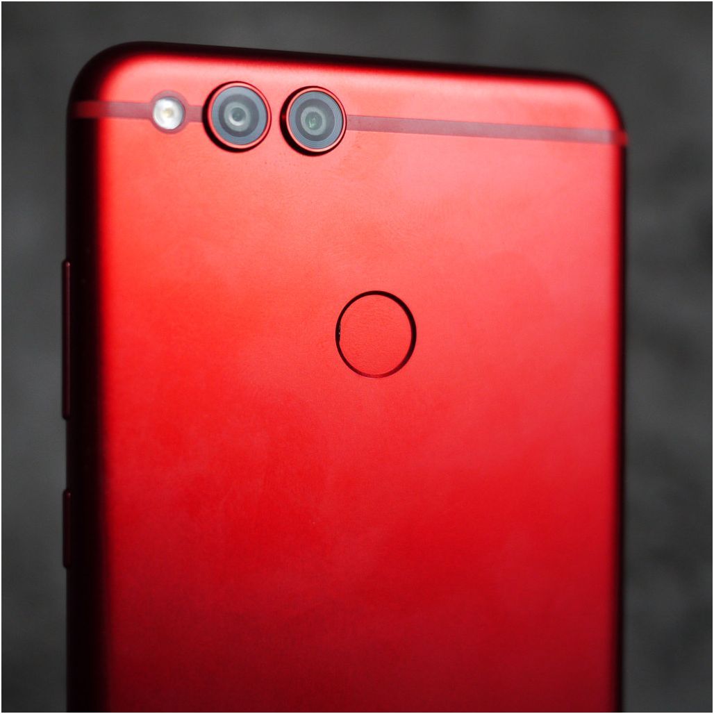 Обзор смартфона Huawei Honor 7X: бюджетник с "высоким" экраном (обзор, смартфона, huawei, honor) Обзор смартфона Huawei Honor 7X: бюджетник с "высоким" экраном